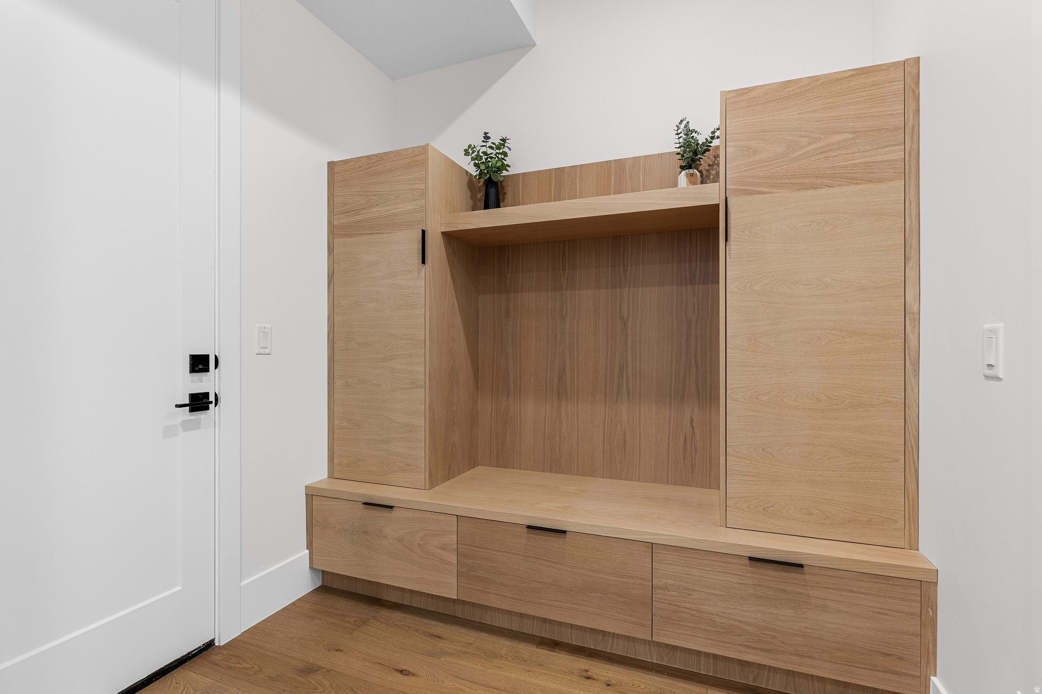 RED MOUNTAIN TERRACE - Residential