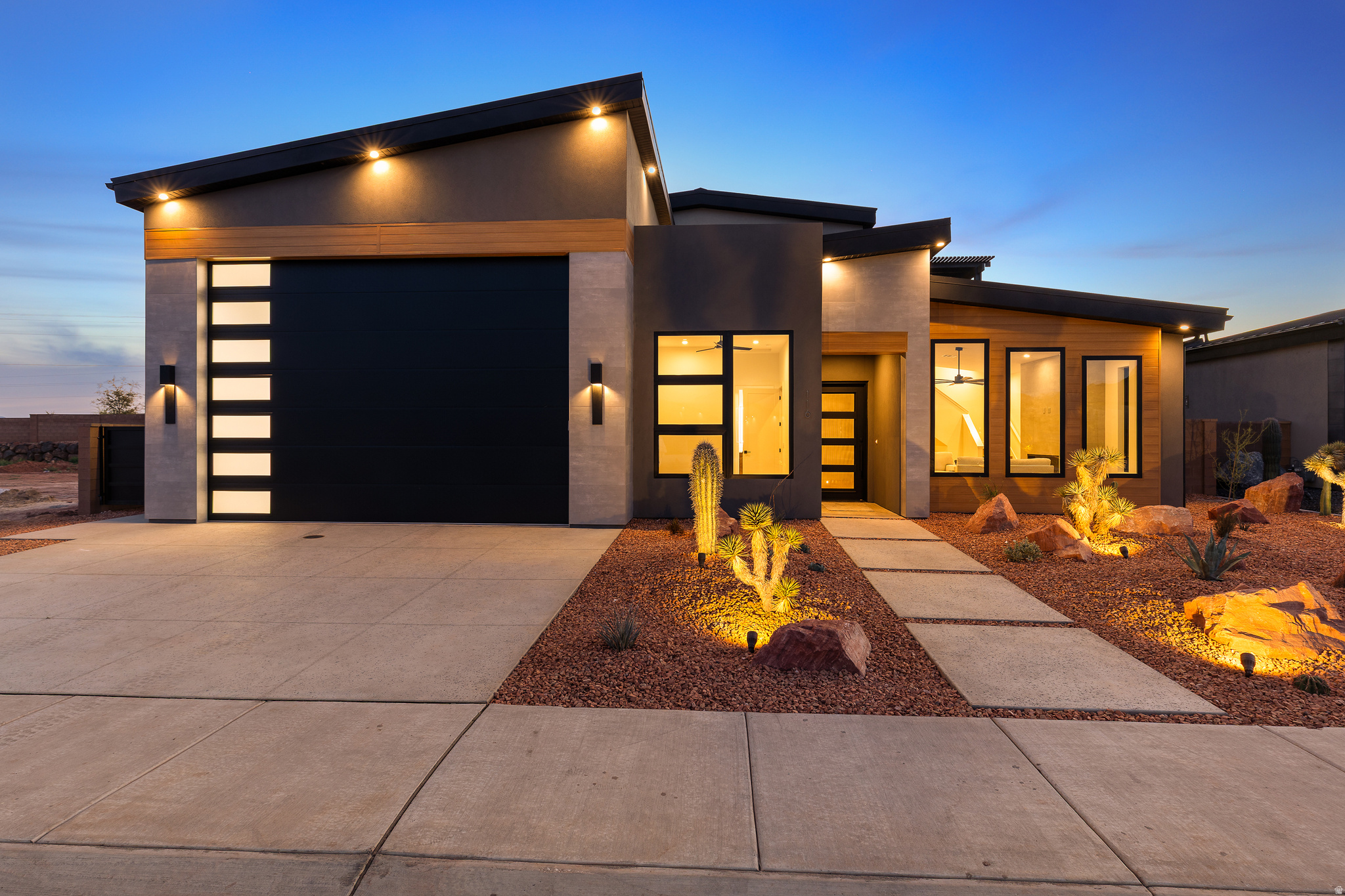 RED MOUNTAIN TERRACE - Residential