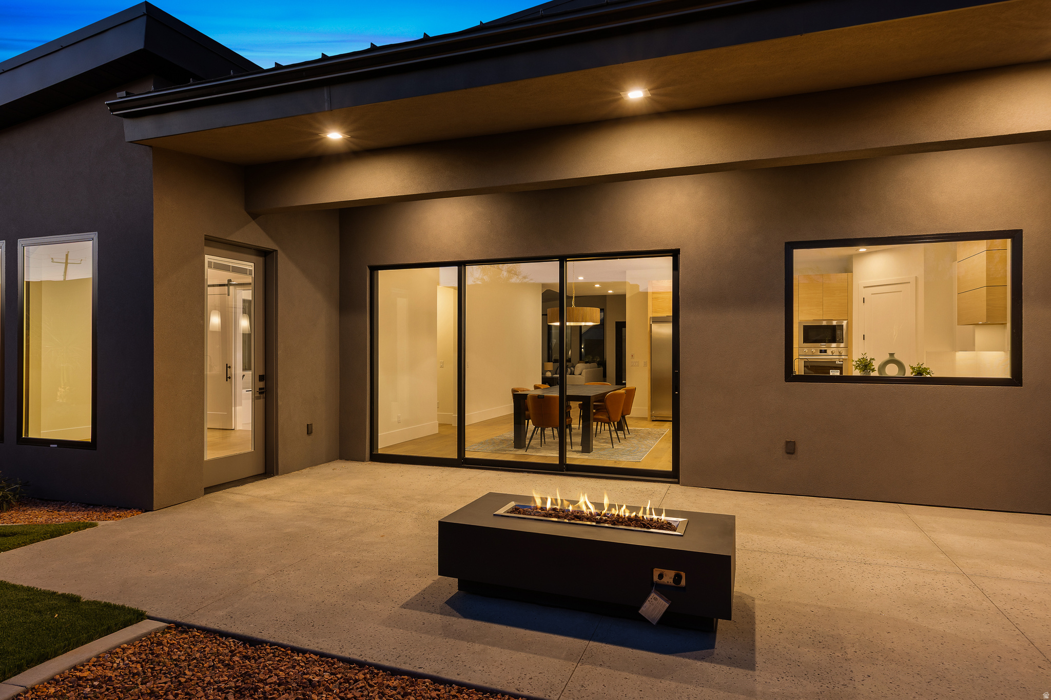 RED MOUNTAIN TERRACE - Residential