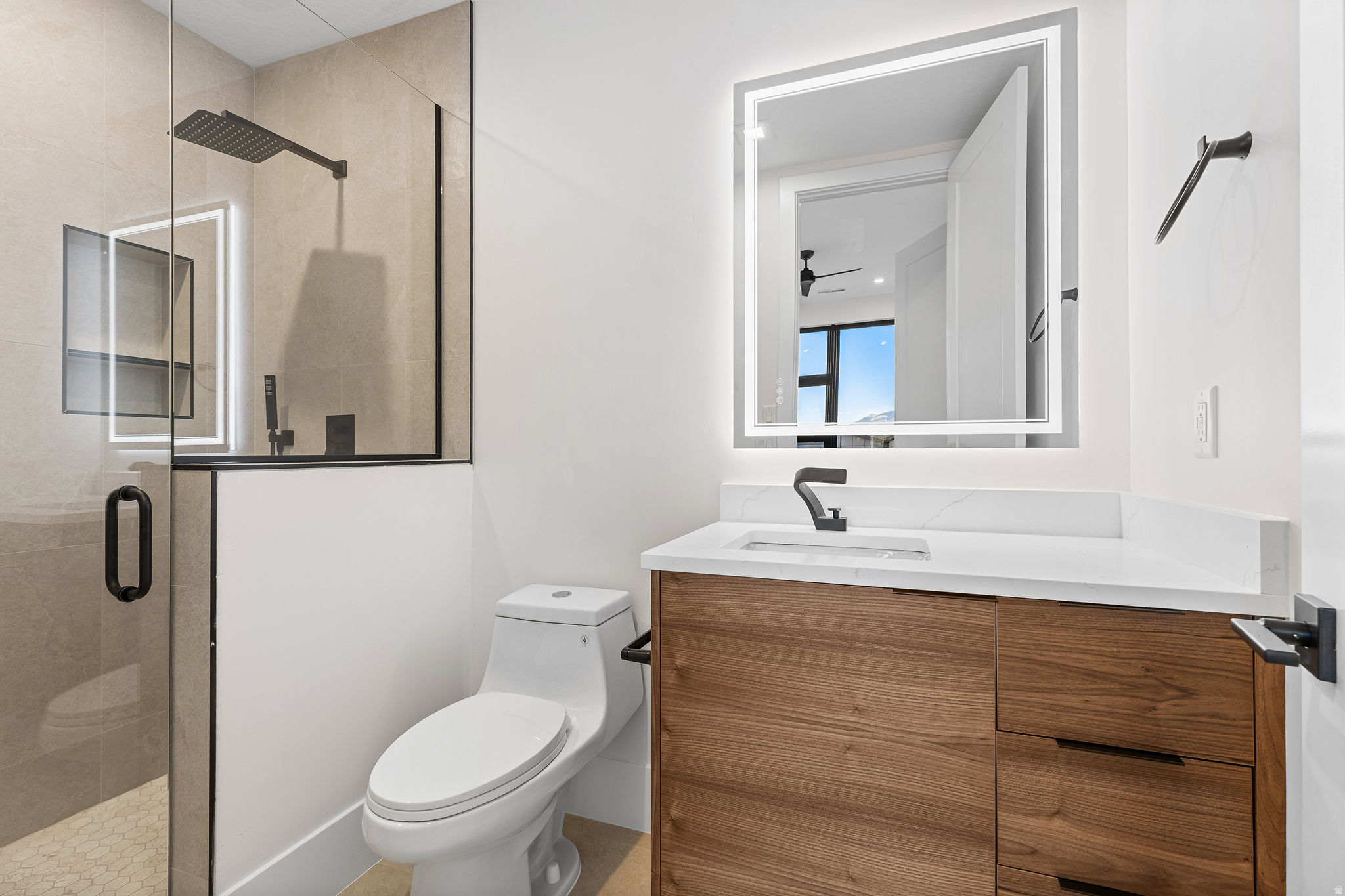 RED MOUNTAIN TERRACE - Residential