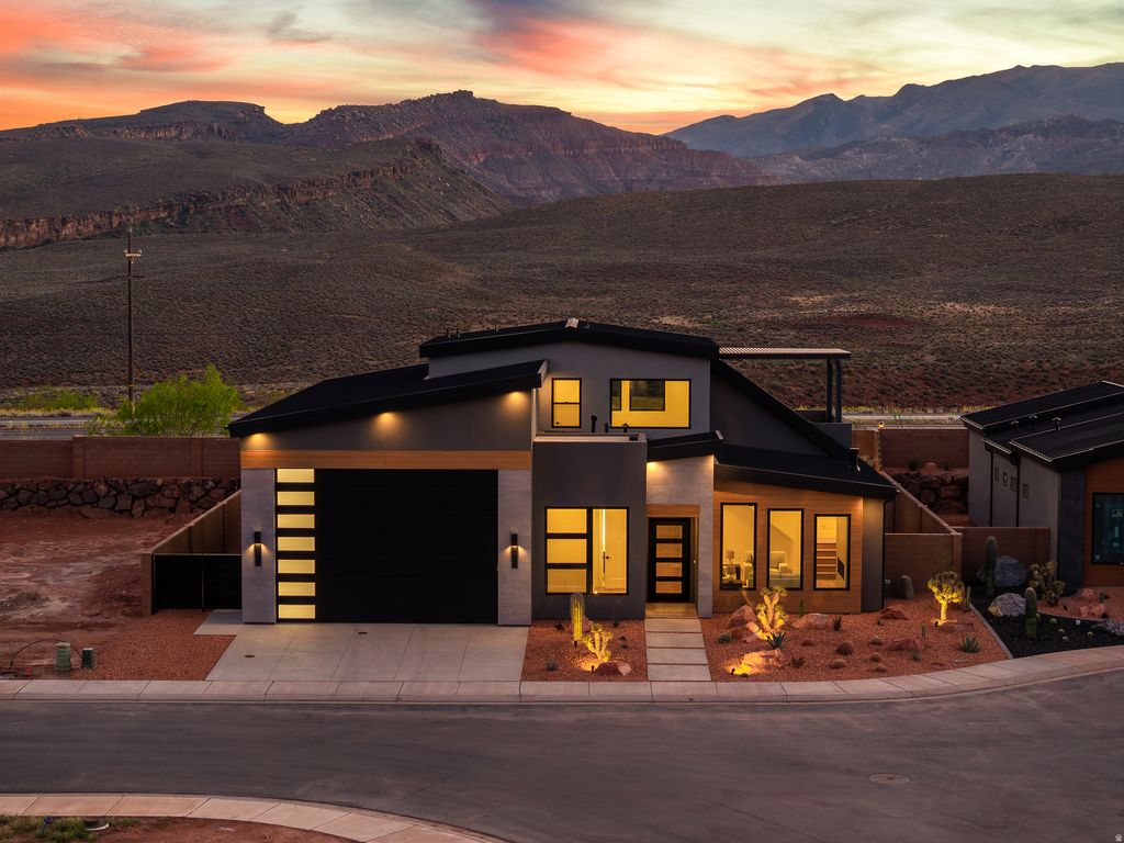 Photo of 116 E 1060 S, Ivins, UT 84738 (MLS # 2146572)