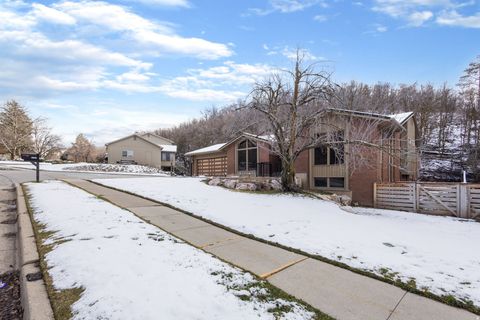 Tiny photo for 5341 FILLMORE AVE, South Ogden, UT 84403 (MLS # 2142327)