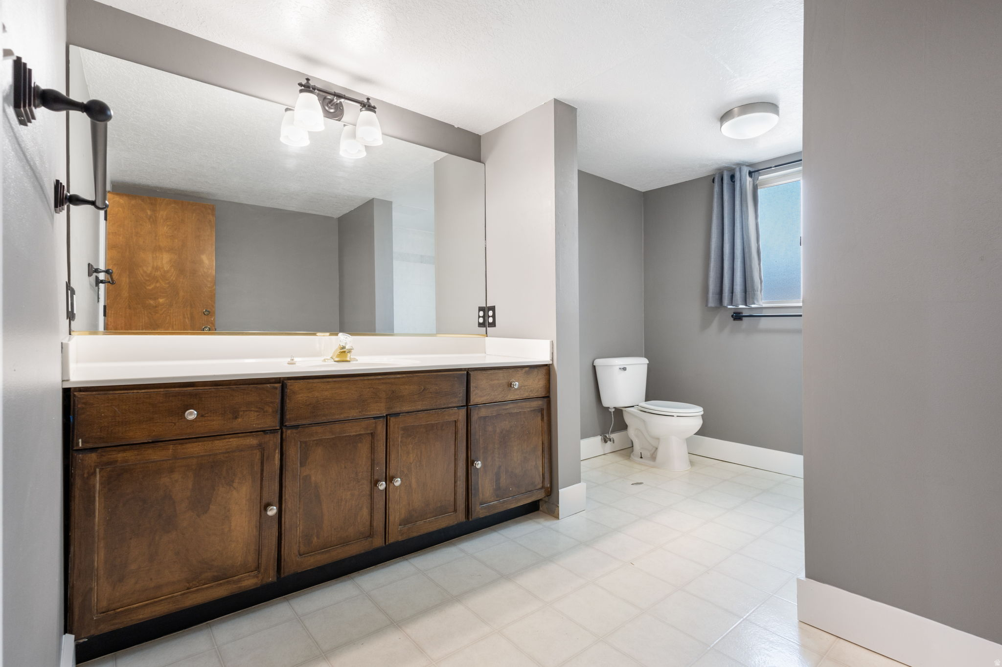 SHADOW VALLEY ESTATES - Residential