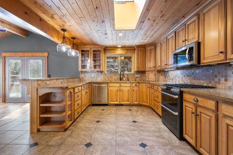 Tiny photo for 5341 FILLMORE AVE, South Ogden, UT 84403 (MLS # 2142327)