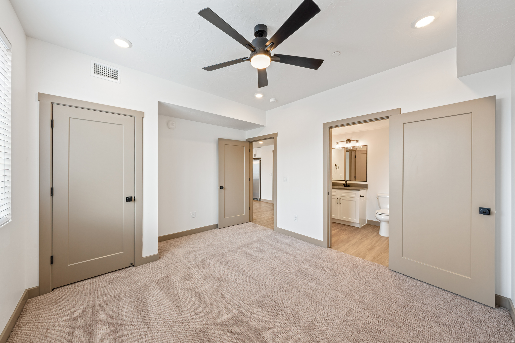 CORAL SPRINGS CONDOMINIUMS - Residential