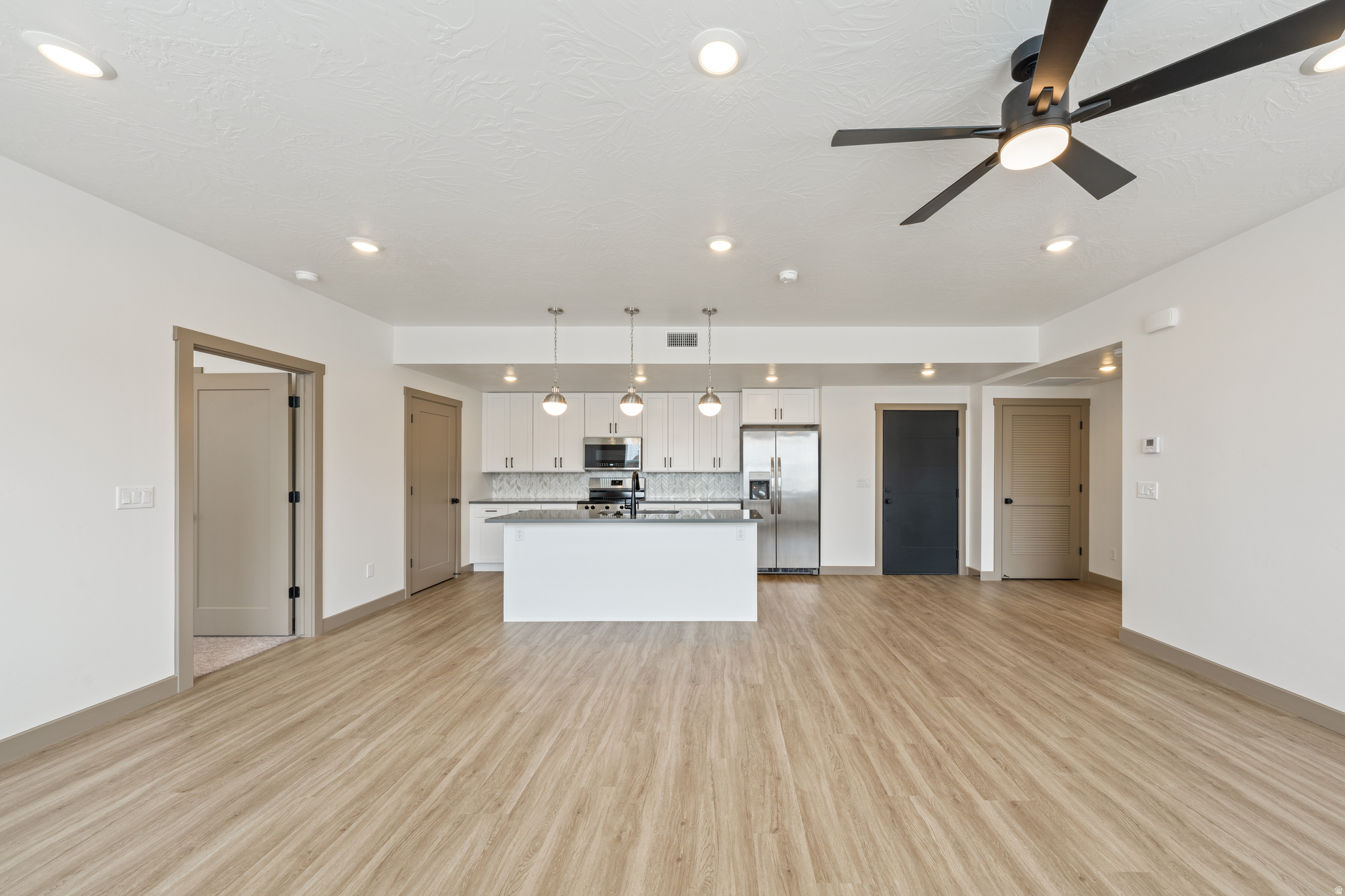 CORAL SPRINGS CONDOMINIUMS - Residential