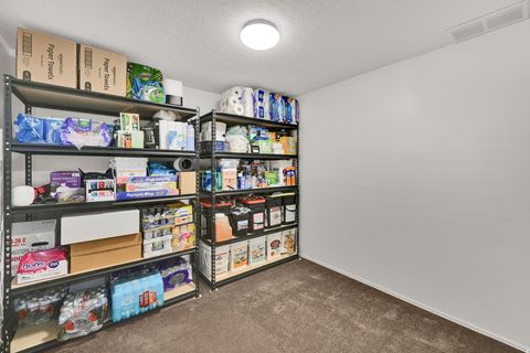 Tiny photo for 2329 E WOODCHUCK CIR, Sandy, UT 84093 (MLS # 2142359)