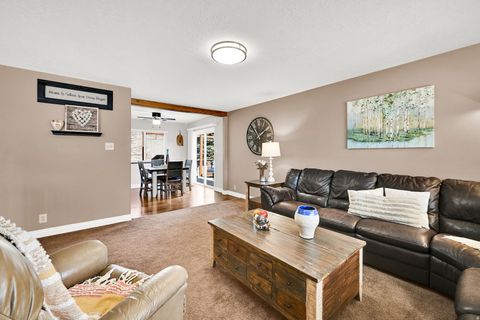 Tiny photo for 2329 E WOODCHUCK CIR, Sandy, UT 84093 (MLS # 2142359)