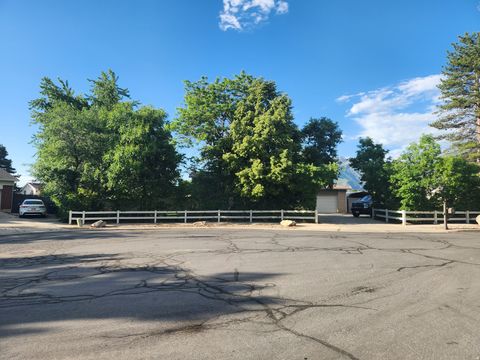 Tiny photo for 2329 E WOODCHUCK CIR, Sandy, UT 84093 (MLS # 2142359)