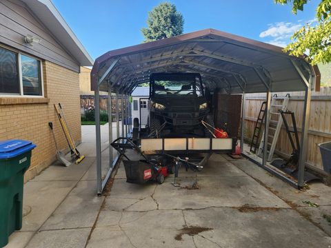 Tiny photo for 2329 E WOODCHUCK CIR, Sandy, UT 84093 (MLS # 2142359)