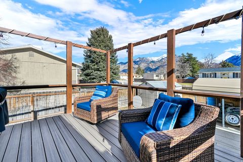Tiny photo for 2329 E WOODCHUCK CIR, Sandy, UT 84093 (MLS # 2142359)