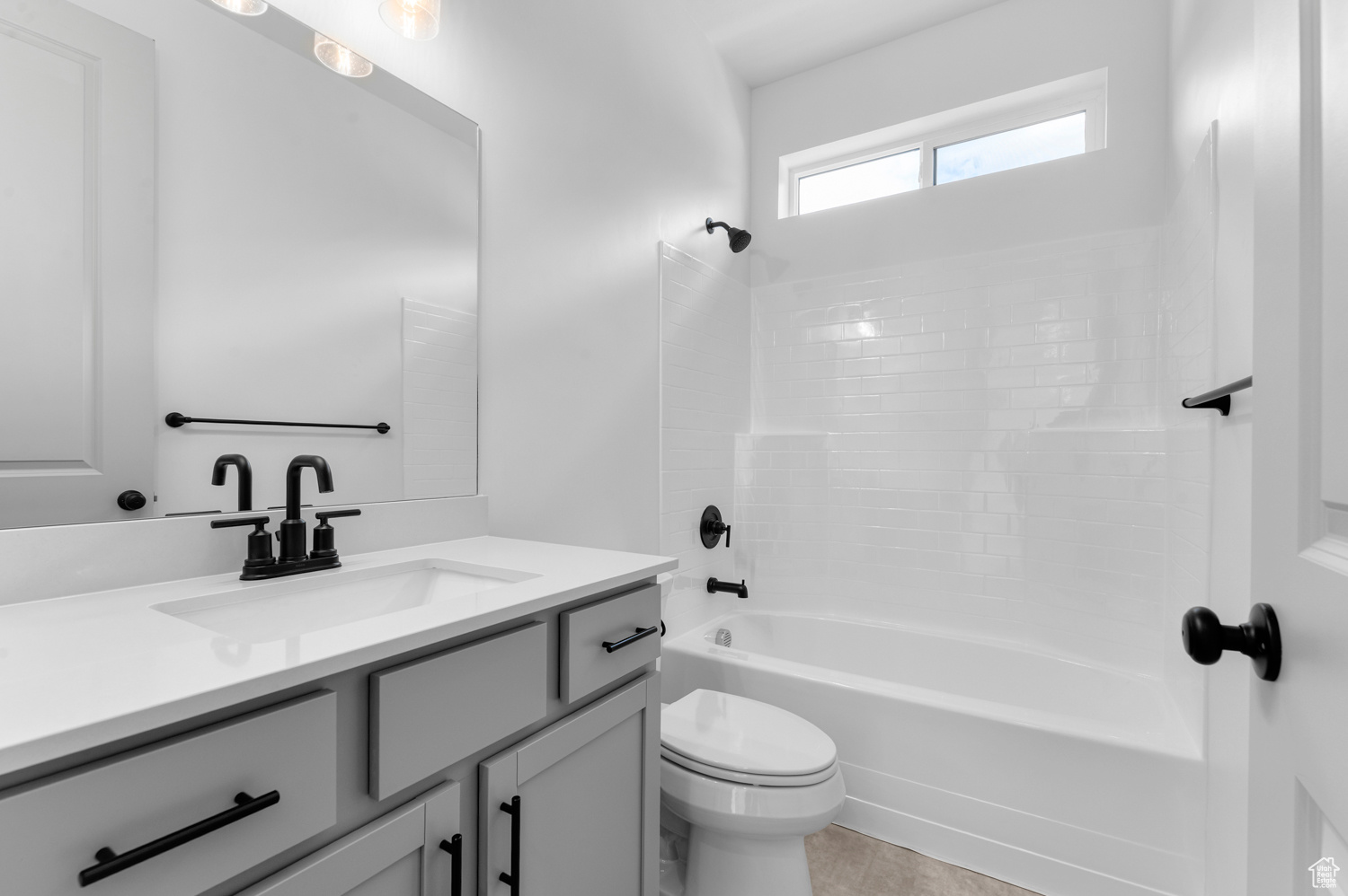 HOLBROOK E VILLAS 625 - Residential