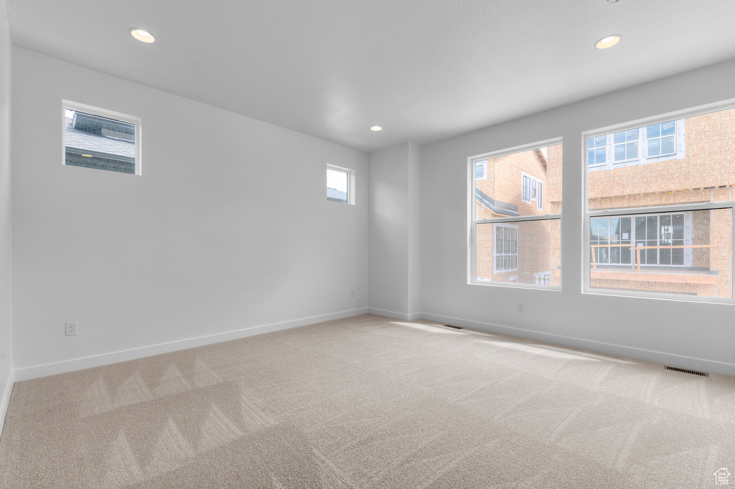 HOLBROOK E VILLAS 625 - Residential