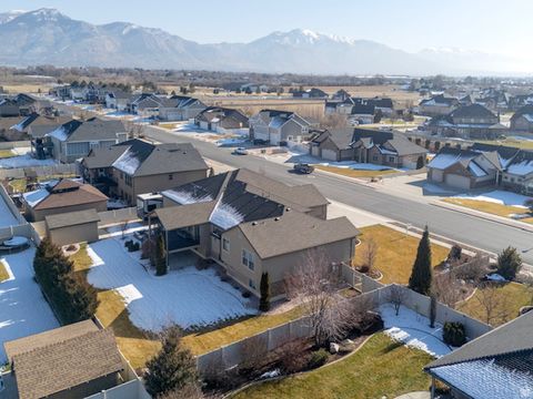 Tiny photo for 2624 W 2225 N, Farr West, UT 84404 (MLS # 2131601)