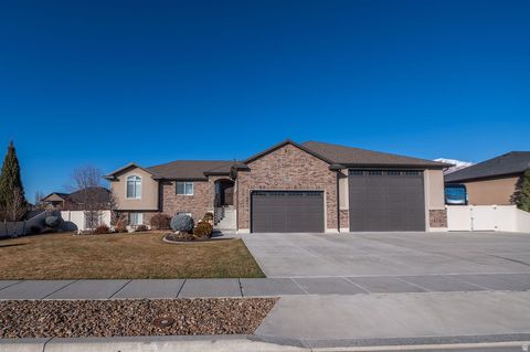 Tiny photo for 2624 W 2225 N, Farr West, UT 84404 (MLS # 2131601)