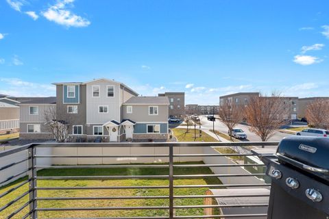 Tiny photo for 748 E 480 S, American Fork, UT 84003 (MLS # 2129489)