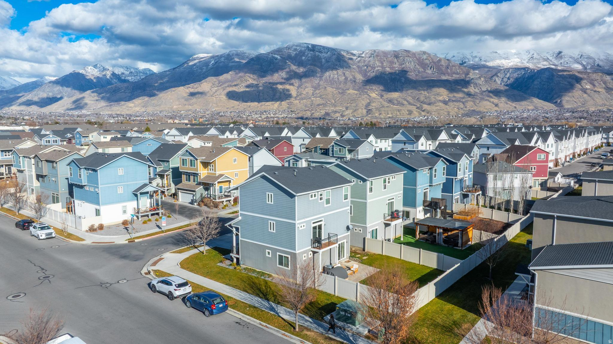 SOUTH POINT - Residential