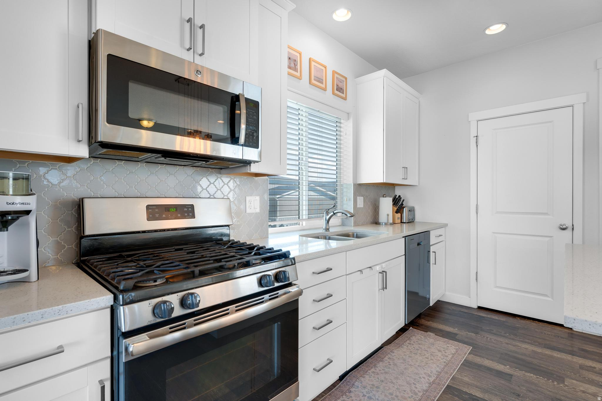 SOUTH POINT - Residential