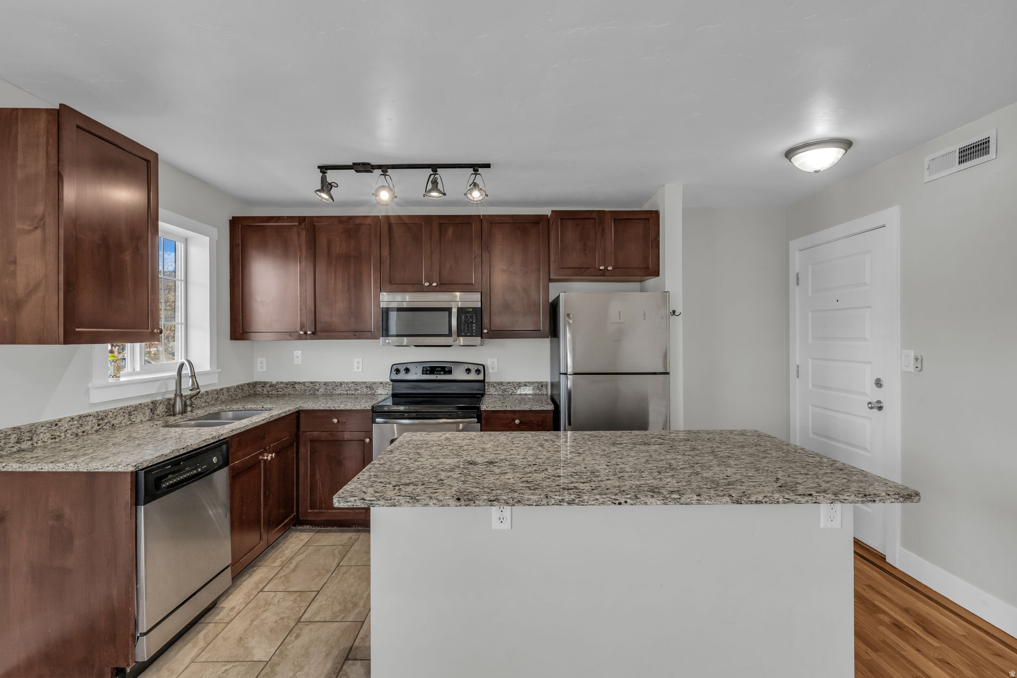 CITY HAVEN - Residential