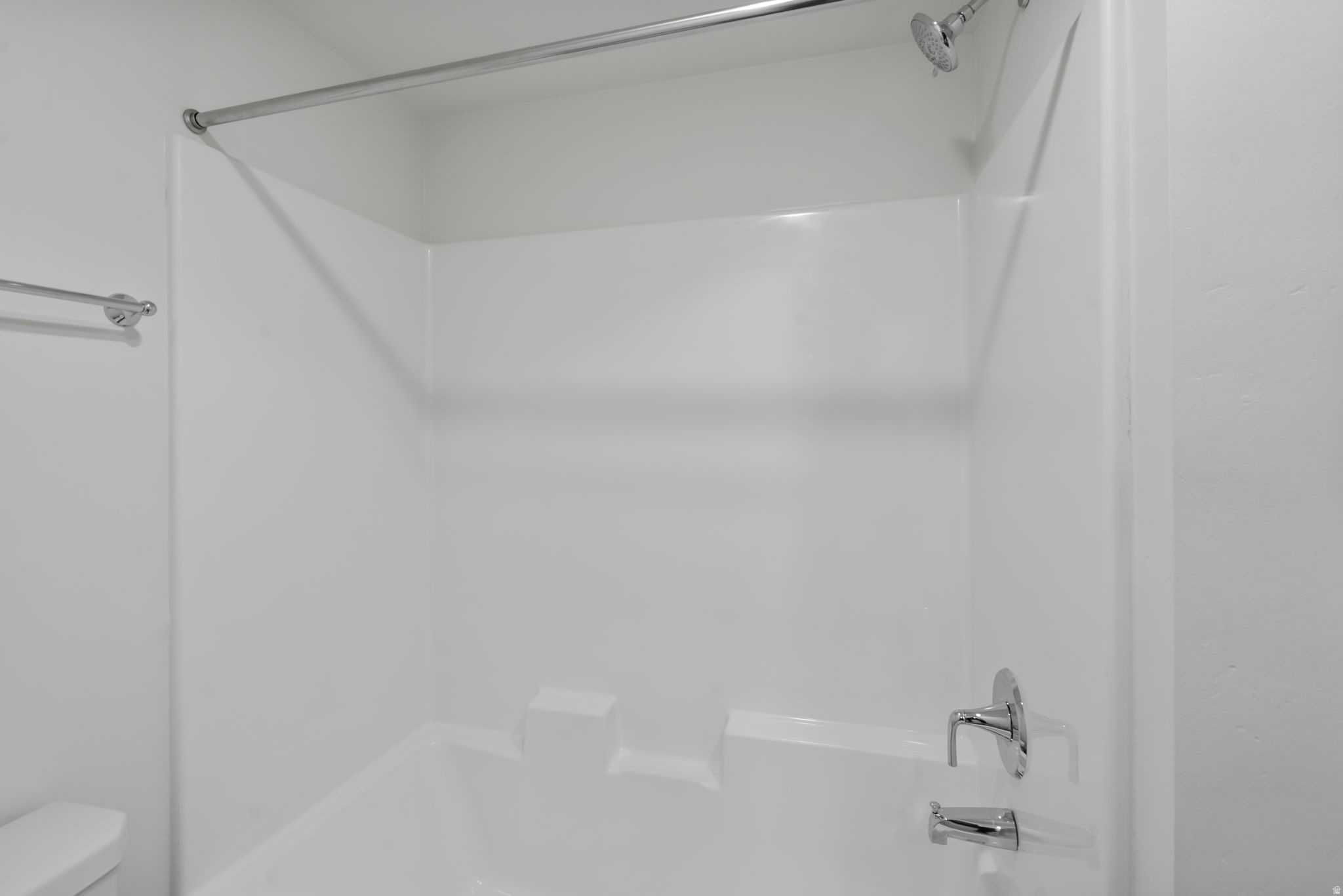 VILLAS AT THE POINT - Residential