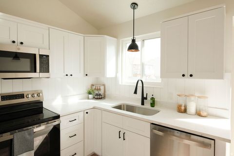 Tiny photo for 1012 W 2525 N, Layton, UT 84041 (MLS # 2134521)