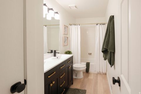 Tiny photo for 1012 W 2525 N, Layton, UT 84041 (MLS # 2134521)