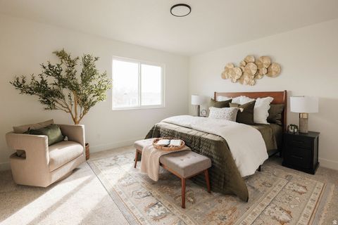 Tiny photo for 1012 W 2525 N, Layton, UT 84041 (MLS # 2134521)