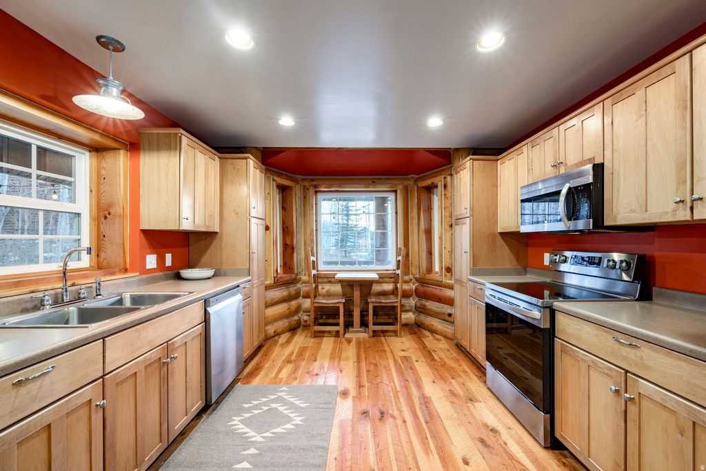 Photo of 4125 S BUCK WAY, Heber City, UT 84032 (MLS # 2119923)