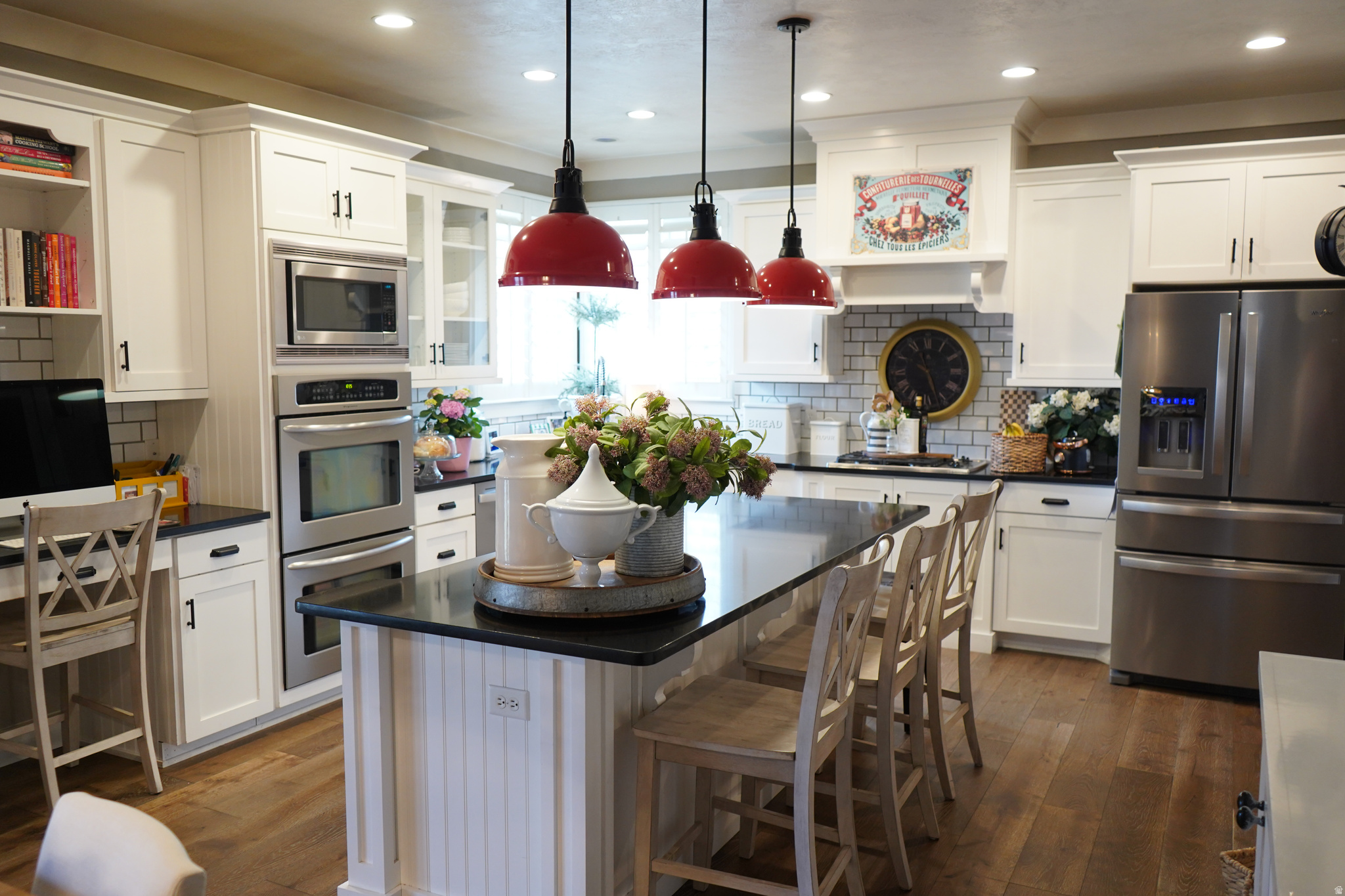 AUTUMN GROVE - Residential