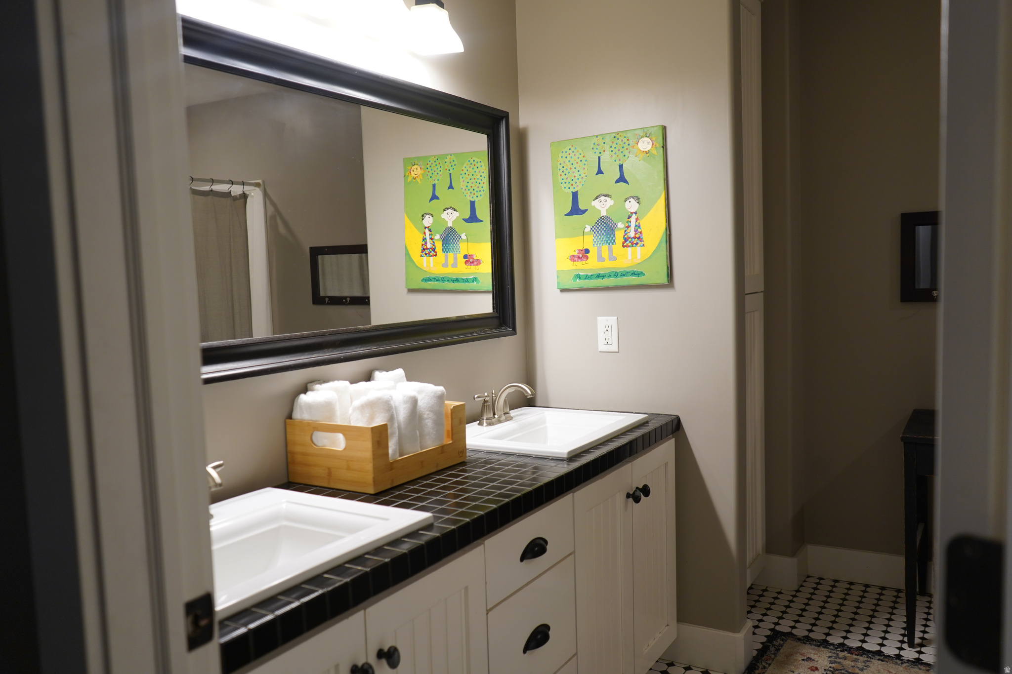 AUTUMN GROVE - Residential