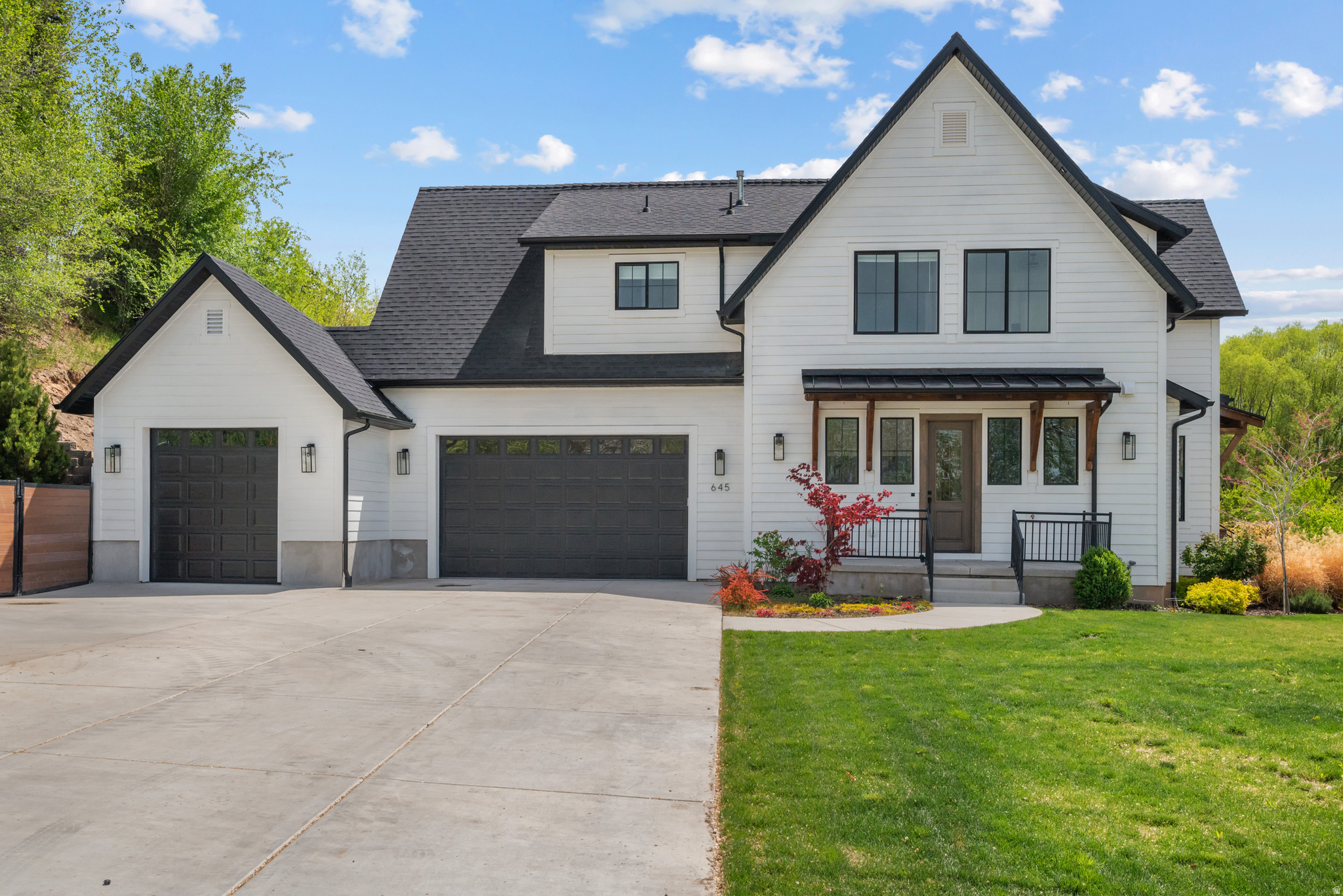 SPRING TERRACE - Residential