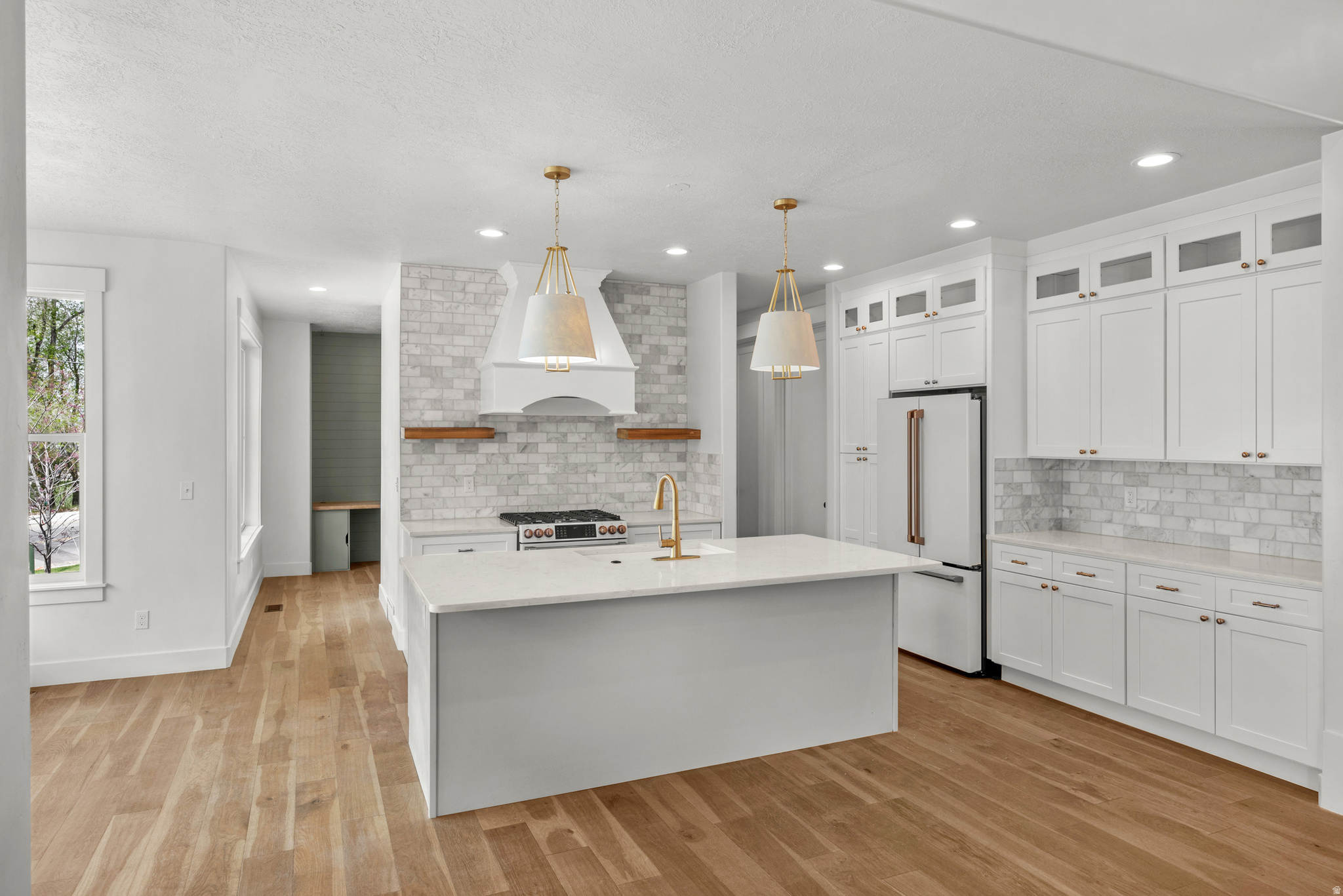 SPRING TERRACE - Residential