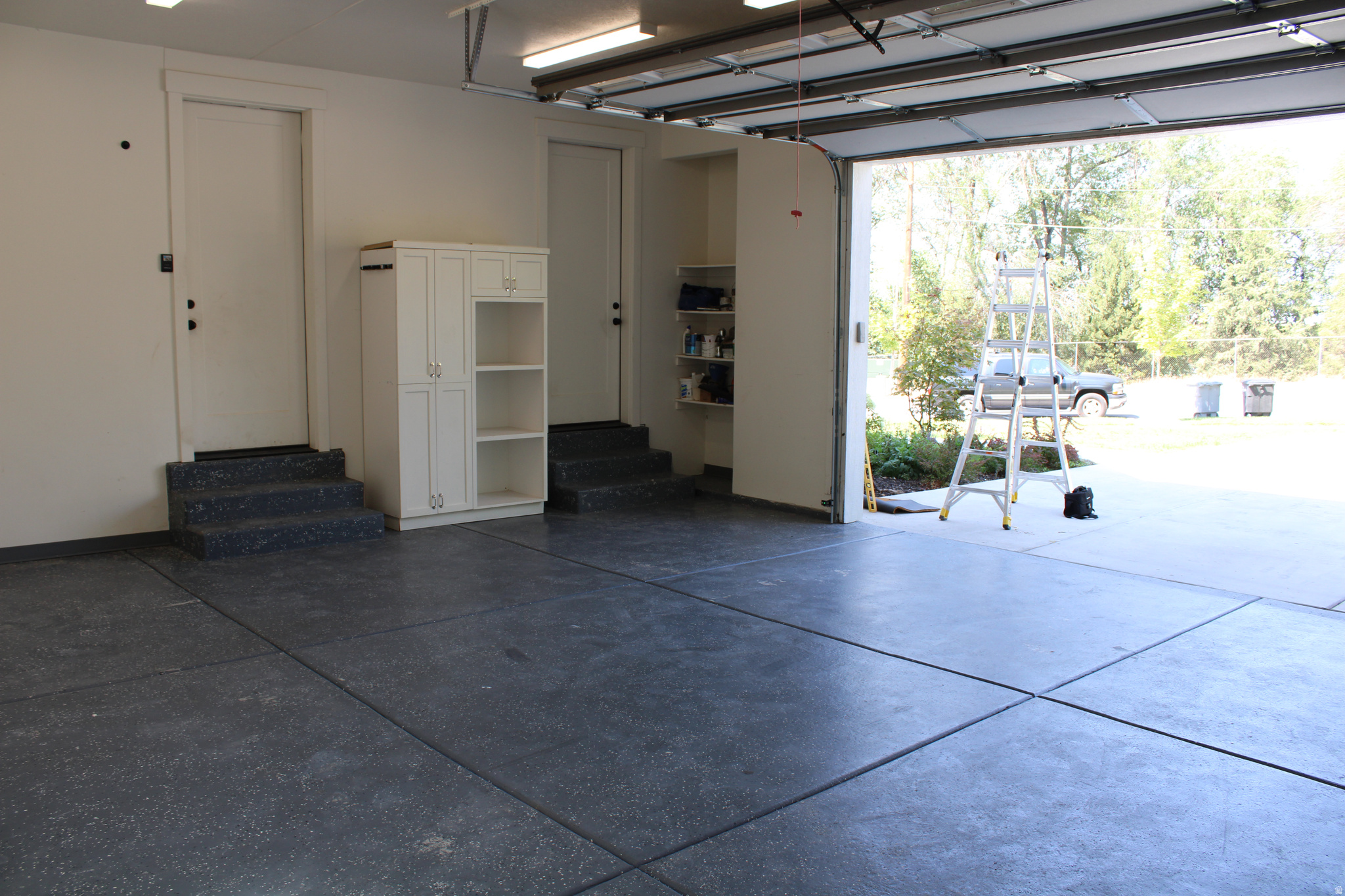 SPRING TERRACE - Residential