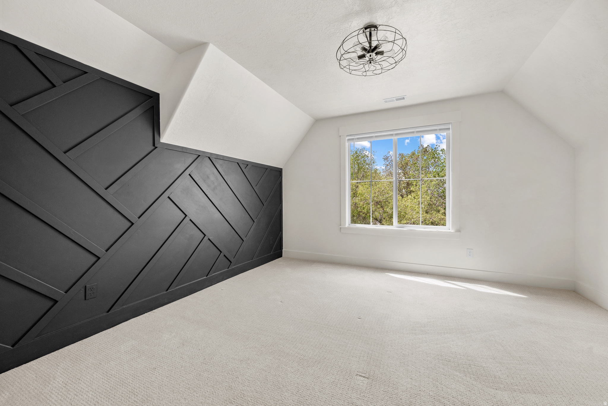 SPRING TERRACE - Residential