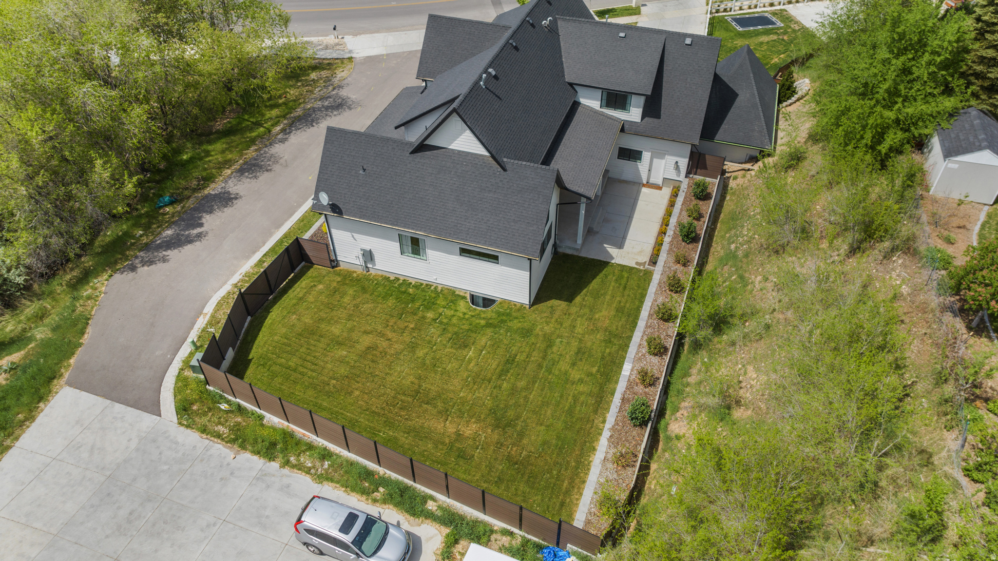 SPRING TERRACE - Residential