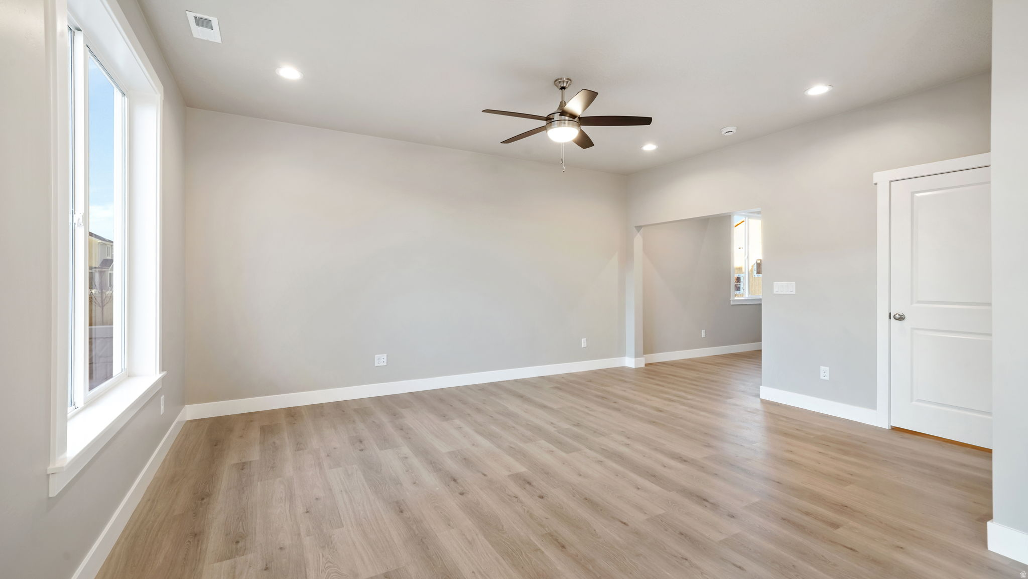 APPLE HOLLOW - Residential