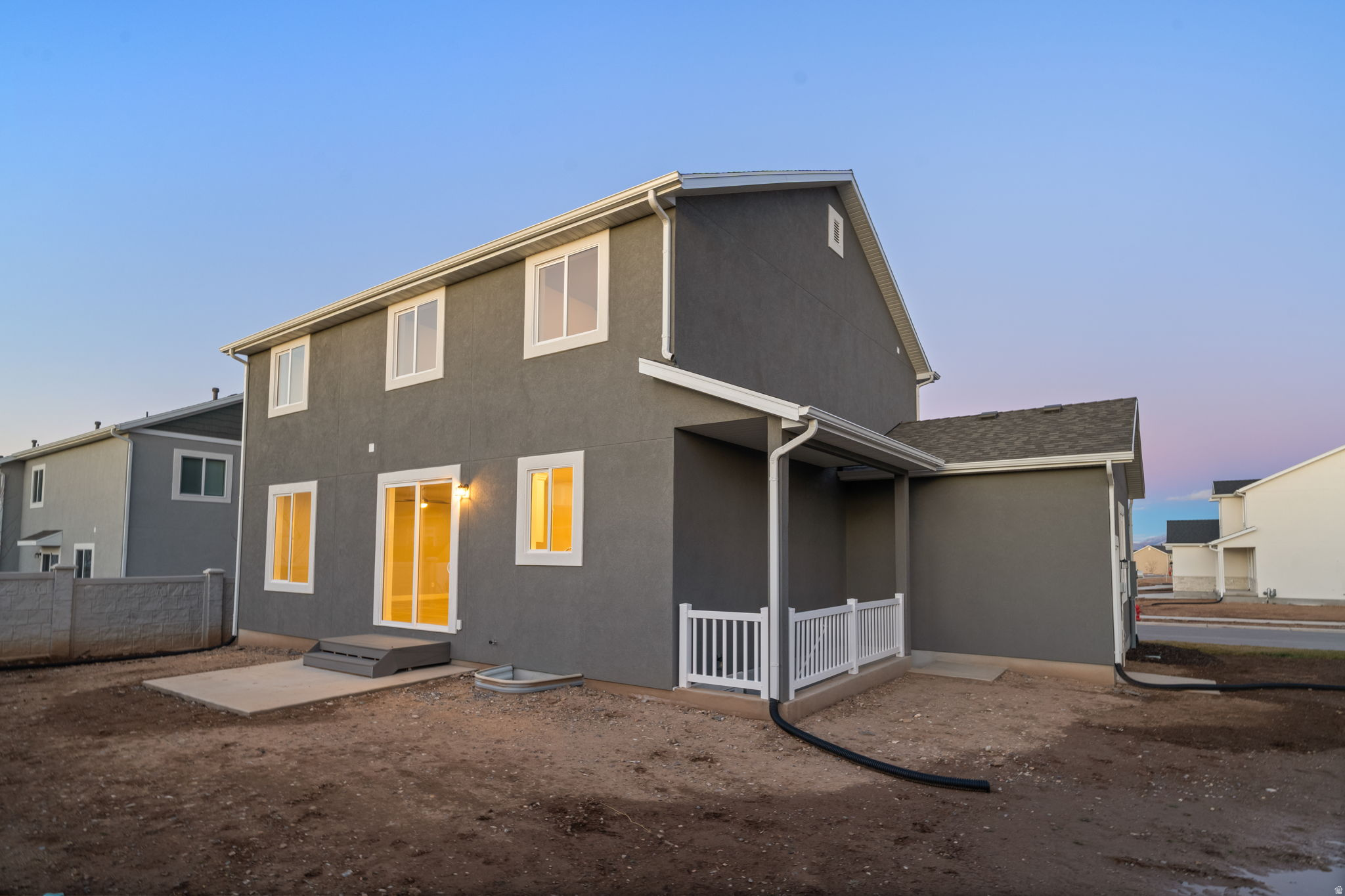 APPLE HOLLOW - Residential