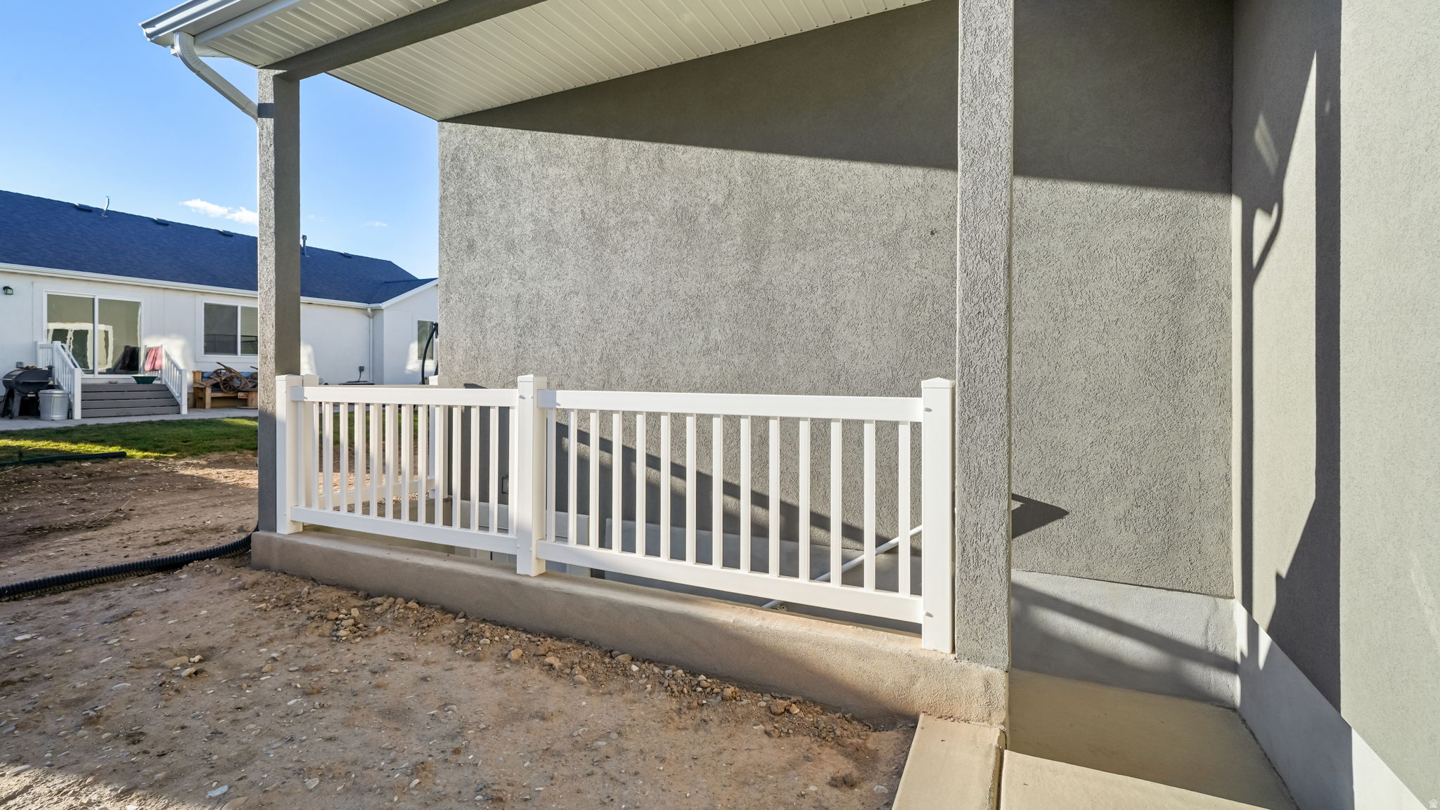 APPLE HOLLOW - Residential