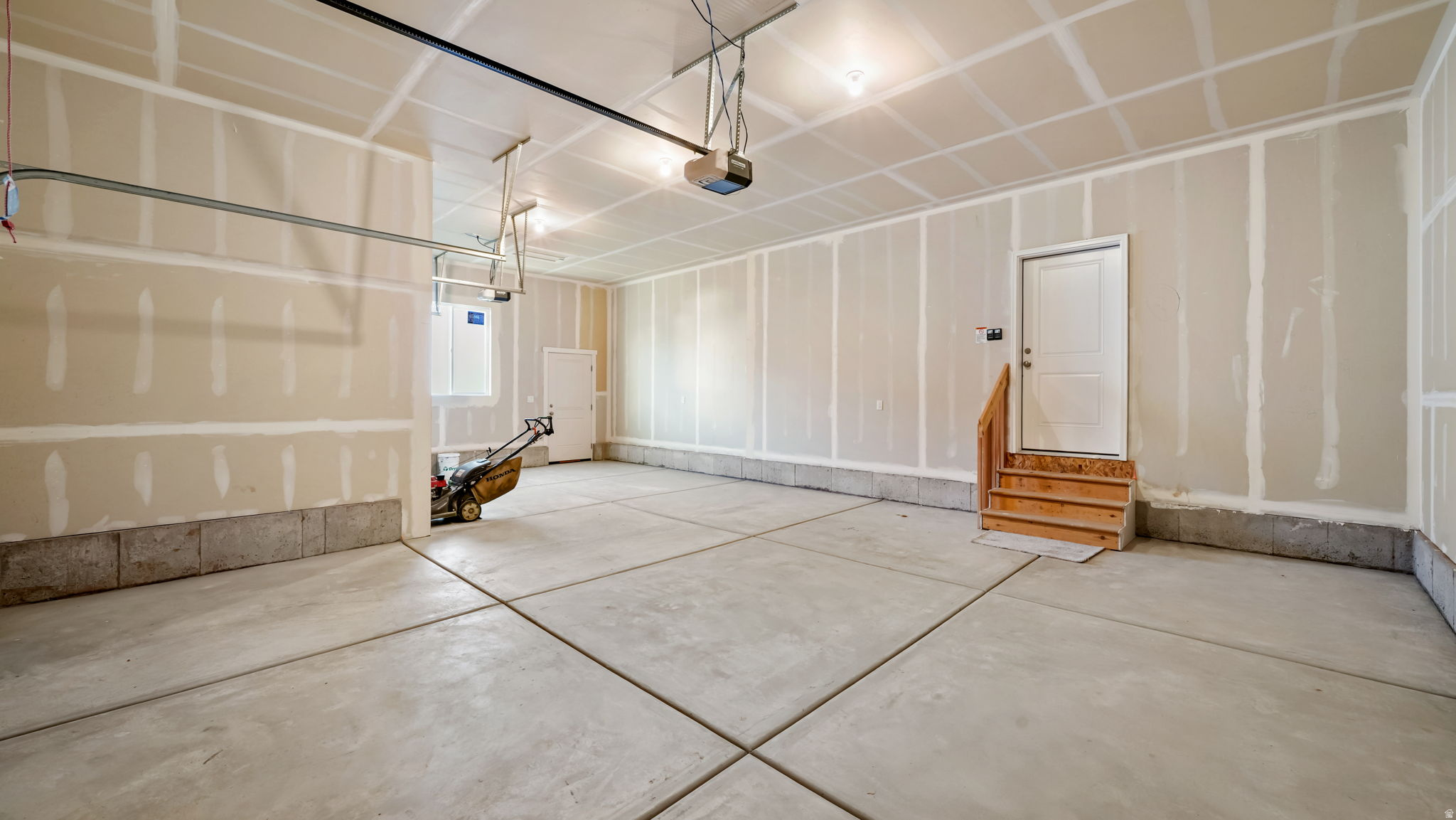 APPLE HOLLOW - Residential