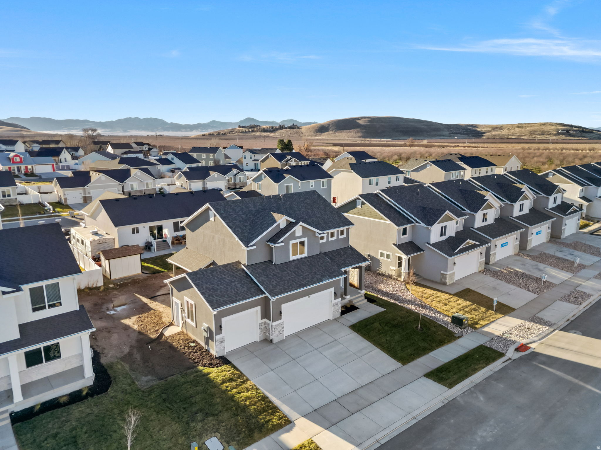 APPLE HOLLOW - Residential