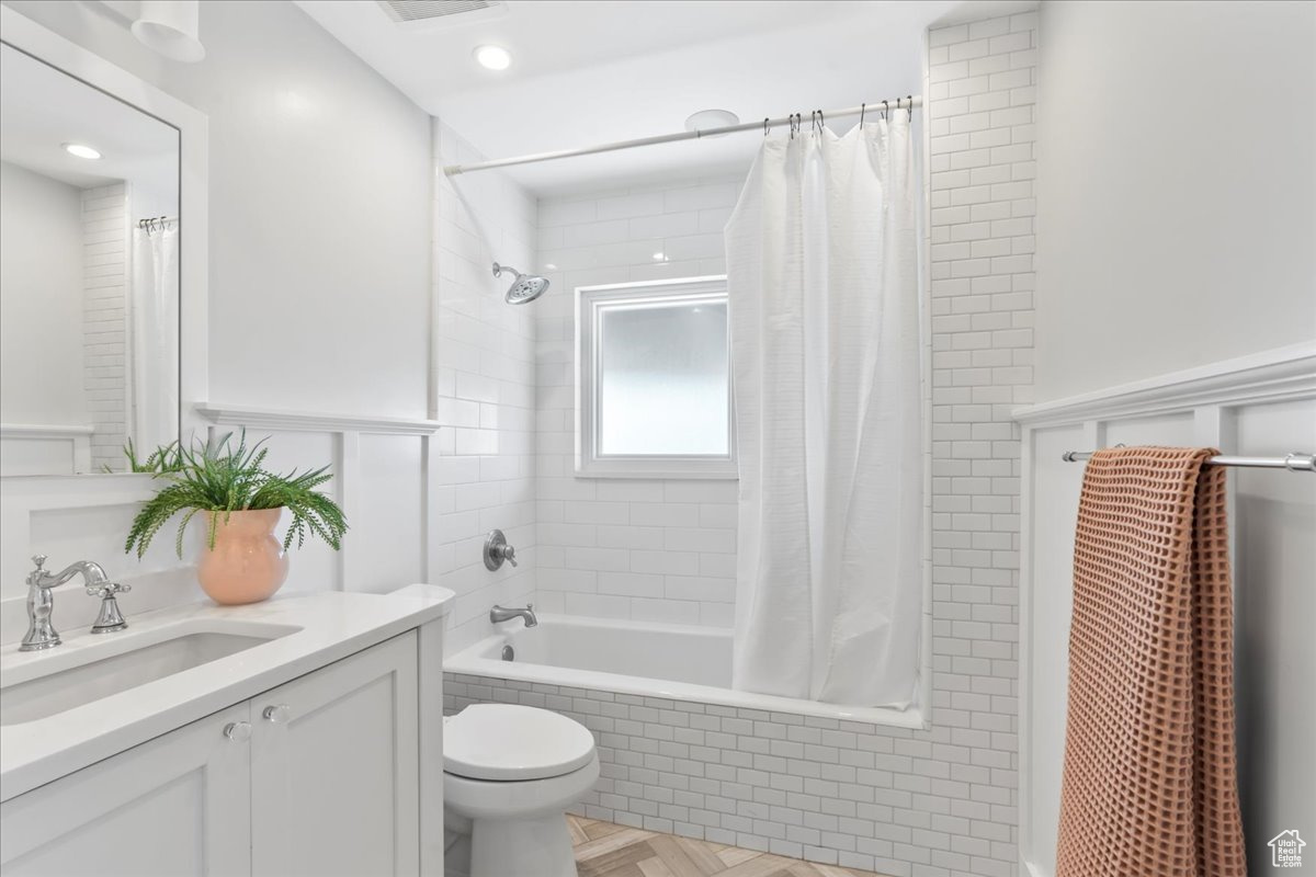 KENSINGTON - Residential