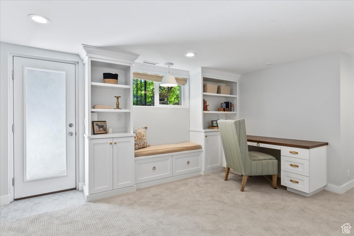 KENSINGTON - Residential