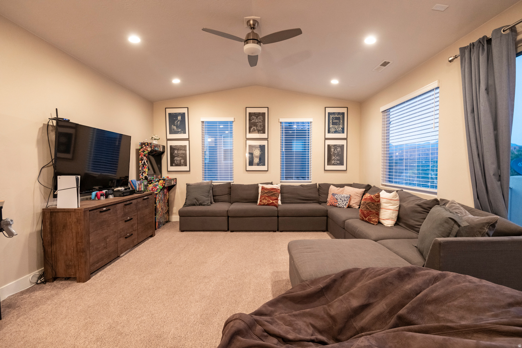 PARADISE VILLAGE AT ZION PH 1 - Residential