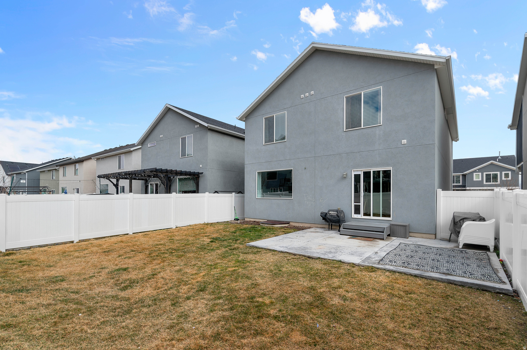 SOUTH HILLS - Residential