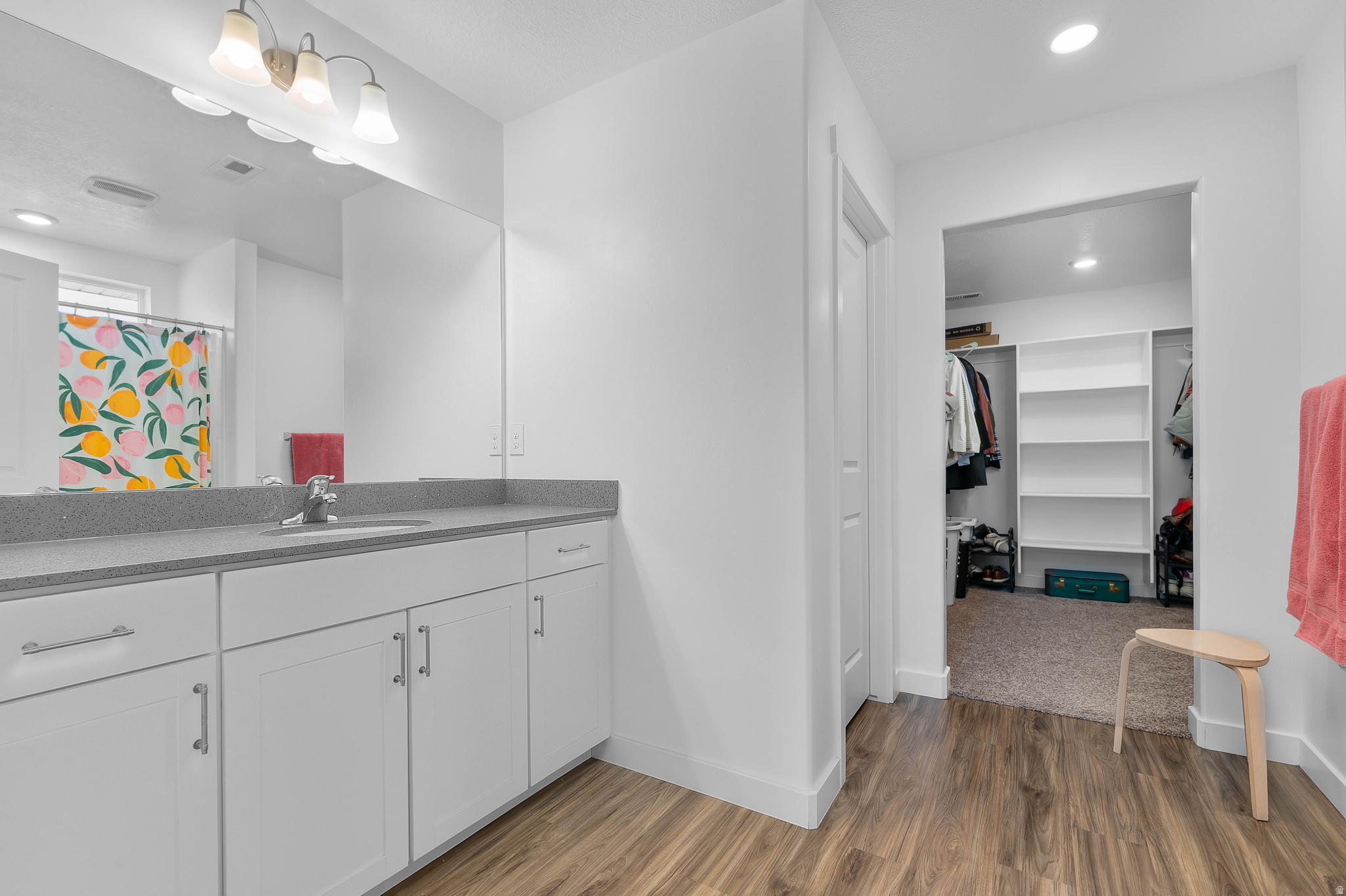 SOUTH HILLS - Residential