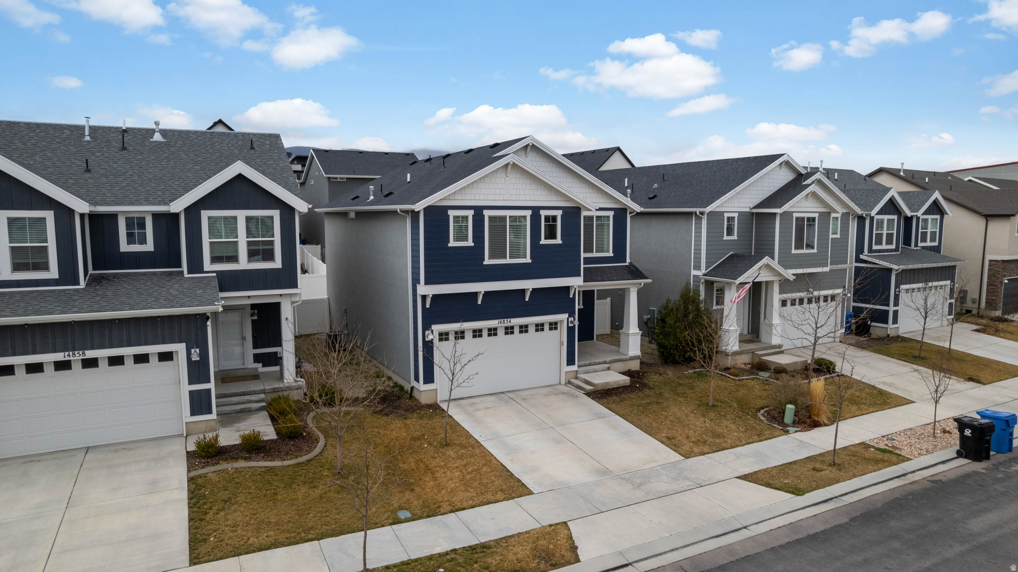 SOUTH HILLS - Residential