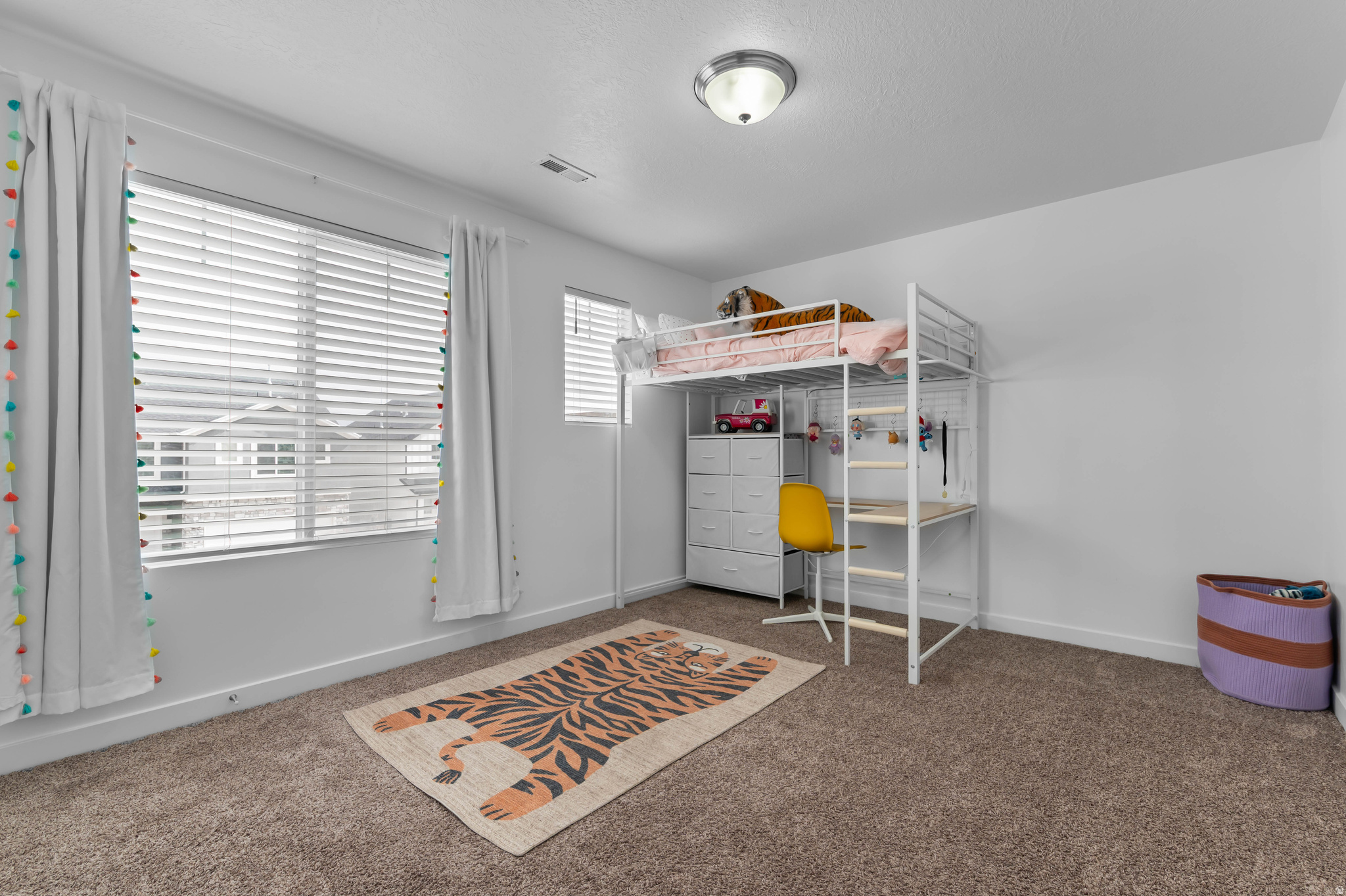 SOUTH HILLS - Residential