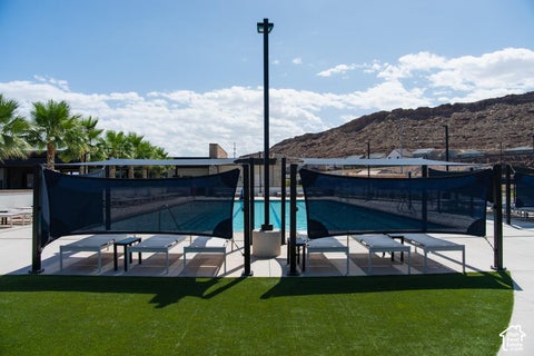 Tiny photo for 2166 S TOWER BRIDGE DR #2498, Washington, UT 84780 (MLS # 2189837)