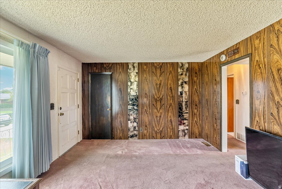 AMANDA ACRES - Residential