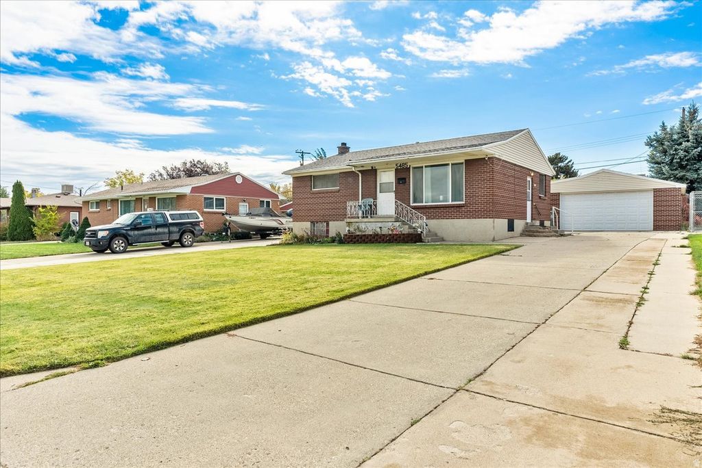 Photo of 5485 W PAULETTE AVE, West Valley City, UT 84120 (MLS # 2136361)